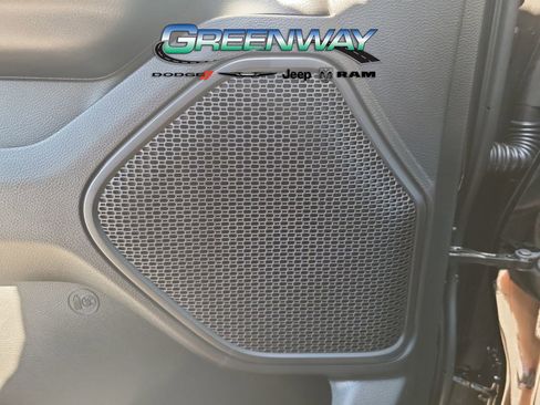 New 2026 RAM 1500 Express image 17