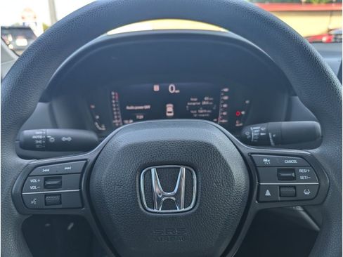 Used 2025 Honda Accord LX image 19