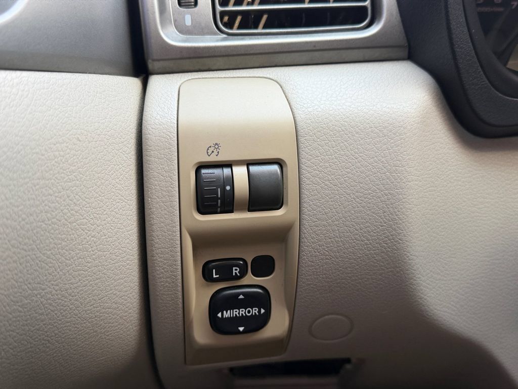 Used 2008 Subaru Impreza 2.5i AWD/4WD image 19