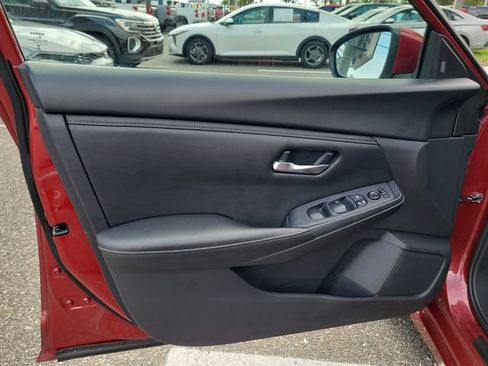 Used 2024 Nissan Sentra SV FWD image 19