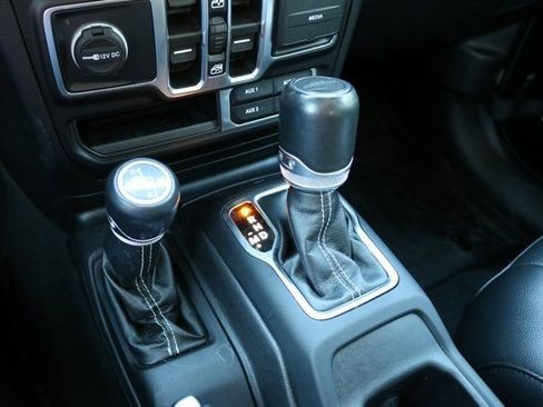 Used 2022 Jeep Gladiator Overland w/ Popular Equipment Package image 26