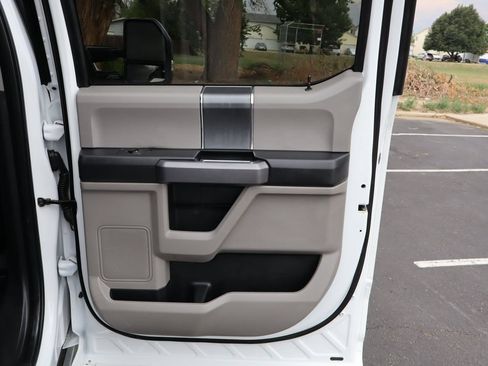 Used 2019 Ford F350 XLT w/ XLT Premium Package AWD/4WD image 25