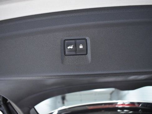 Used 2023 INFINITI QX60 Luxe image 37