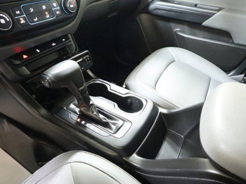 Used 2021 Chevrolet Colorado W/T w/ WT Convenience Package image 16