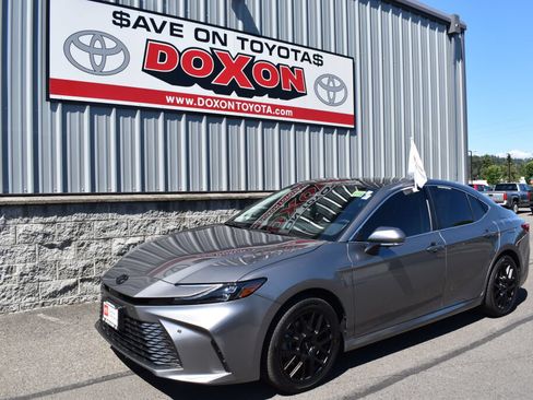 Certified 2025 Toyota Camry XLE w/ Premium Plus Package AWD/4WD image 1