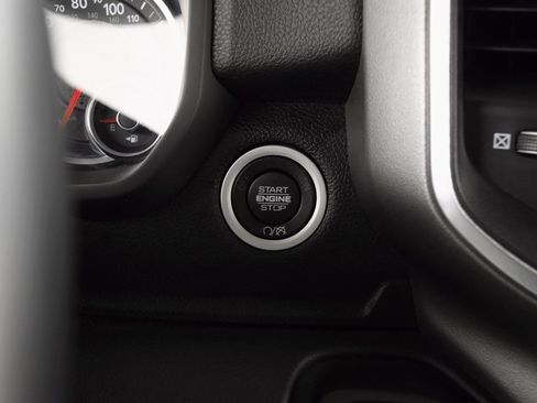 Certified 2024 RAM 2500 Big Horn image 28