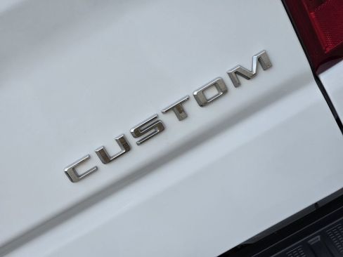 Used 2023 Chevrolet Silverado 1500 Custom Trail Boss image 9