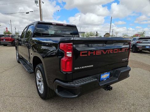 Used 2022 Chevrolet Silverado 1500 Custom w/ Safety Confidence Package RWD image 12