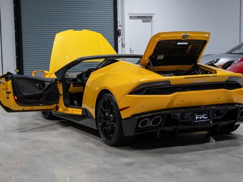 Used 2016 Lamborghini Huracan LP 610-4 image 35