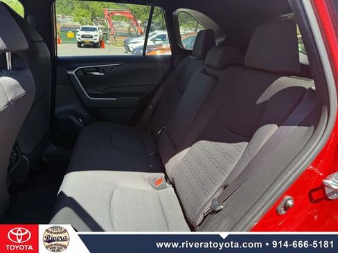 Used 2023 Toyota RAV4 SE w/ Weather & Moonroof Package AWD/4WD image 17
