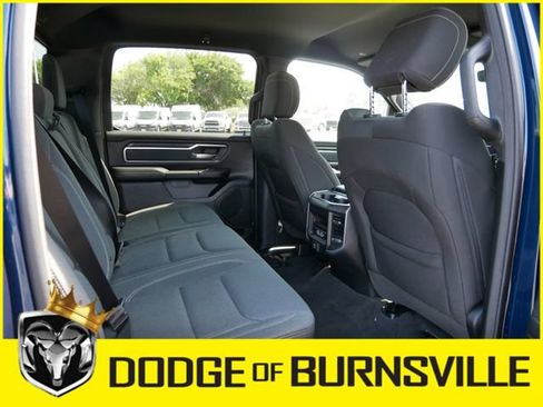 Used 2022 RAM 1500 Big Horn AWD/4WD image 17