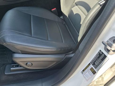 Used 2023 Mercedes-Benz GLS 450 4MATIC image 25