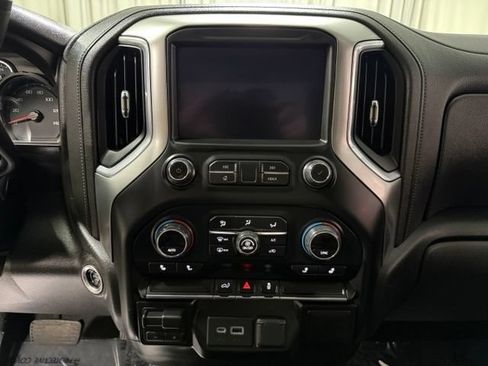 Used 2022 Chevrolet Silverado 2500 LT w/ Convenience Package AWD/4WD image 12