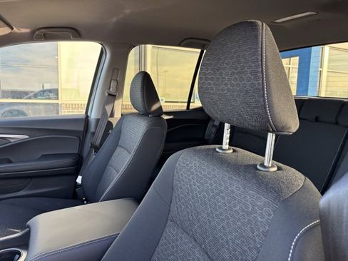 Certified 2025 Honda Ridgeline Sport+ image 11