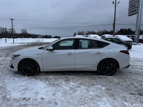 Used 2023 Acura Integra A-Spec image 2