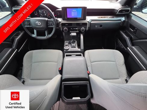 Certified 2025 Toyota Tacoma SR5 AWD/4WD image 4