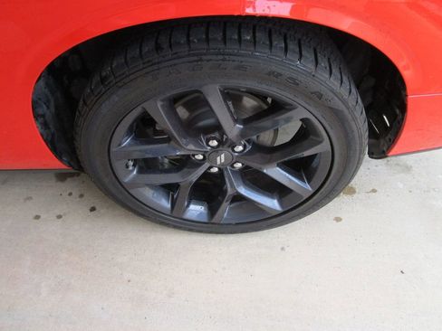 Used 2022 Dodge Challenger R/T w/ Blacktop Package RWD image 11