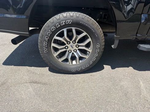 Used 2021 Ford F150 Lariat AWD/4WD image 38