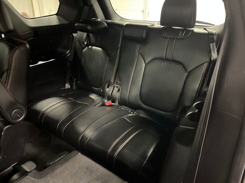 Used 2025 Honda Pilot TrailSport image 14