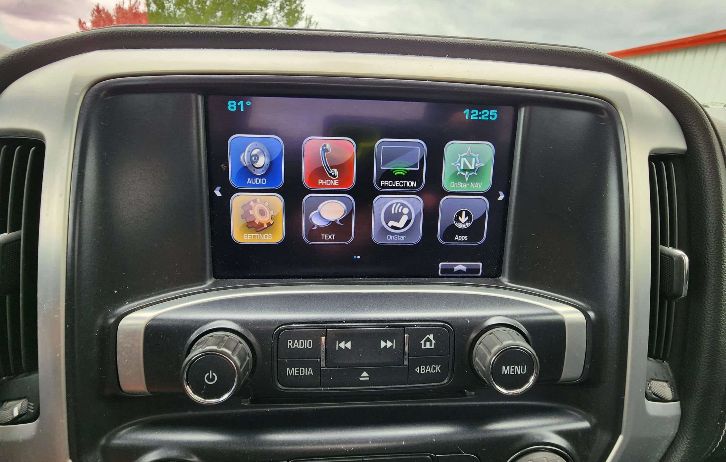 Used 2019 GMC Sierra 2500 SLE w/ Suspension Package, Off-Road AWD/4WD image 26