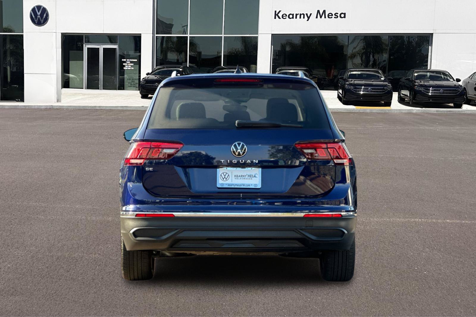 Used 2023 Volkswagen Tiguan SE FWD image 5