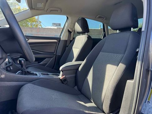 Used 2019 Volkswagen Jetta S image 11
