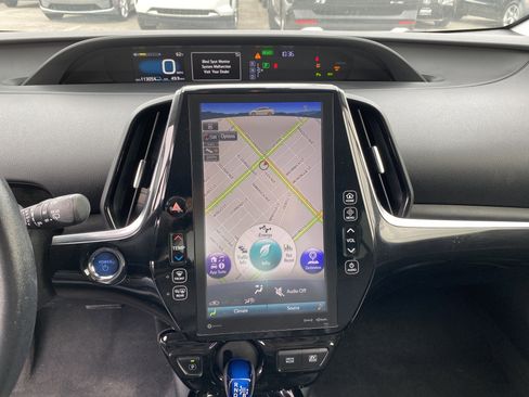 Used 2018 Toyota Prius Four image 10