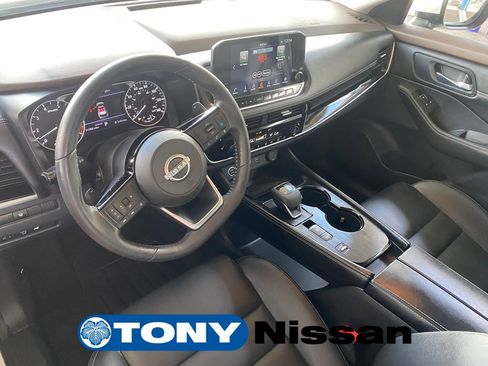 Used 2023 Nissan Rogue SL w/ SL Premium Package FWD image 30