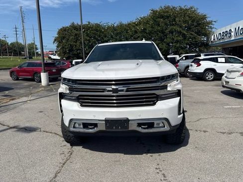 Used 2021 Chevrolet Silverado 1500 High Country w/ Technology Package AWD/4WD image 8