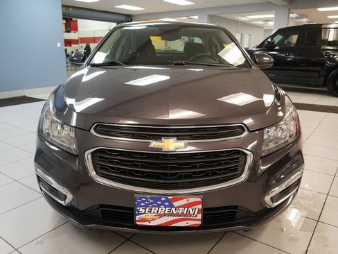 Used 2015 Chevrolet Cruze LT image 17