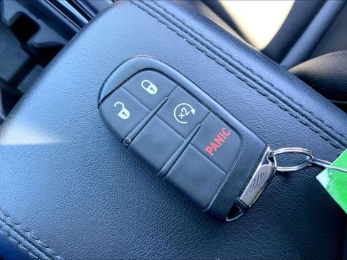 Certified 2024 Jeep Compass Limited w/ Sun and Sound Group AWD/4WD image 14