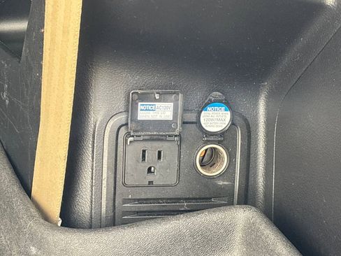 Used 2017 Toyota 4Runner SR5 Premium image 30