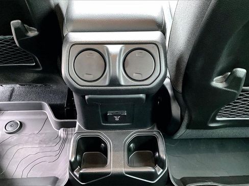 Used 2024 Jeep Wrangler Rubicon w/ Safety Group image 14