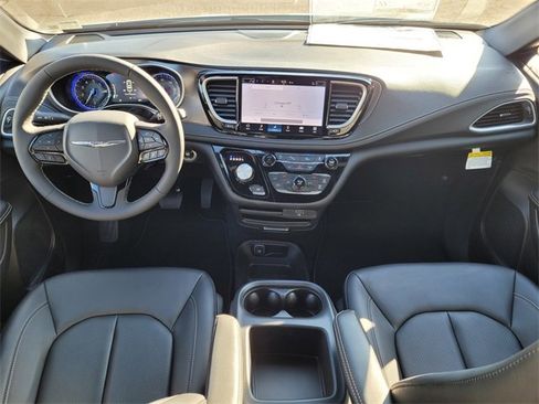 New 2026 Chrysler Pacifica Select w/ S Appearance Package image 9