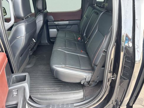 Used 2021 Ford F150 Lariat w/ Equipment Group 502A High image 10