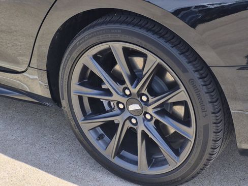 Used 2025 Cadillac CT4 Sport RWD image 7