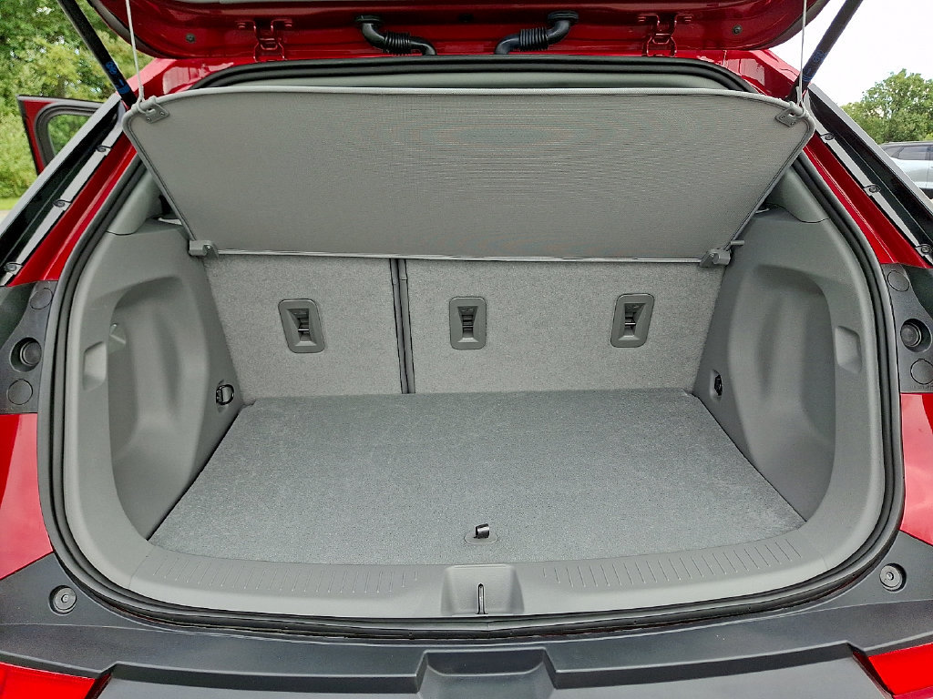 Certified 2023 Chevrolet Bolt EUV Premier FWD image 28