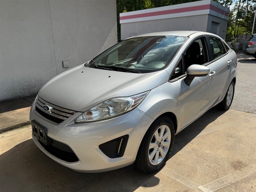 Used 2011 Ford Fiesta SE w/ 202A Rapid Spec Order Code FWD image 12
