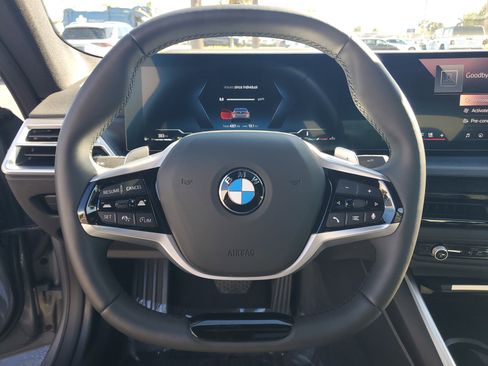 Used 2025 BMW 430i xDrive Coupe w/ Premium Package image 26