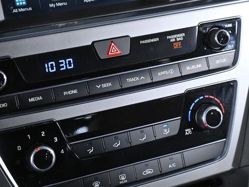 Used 2016 Hyundai Sonata Sport image 17