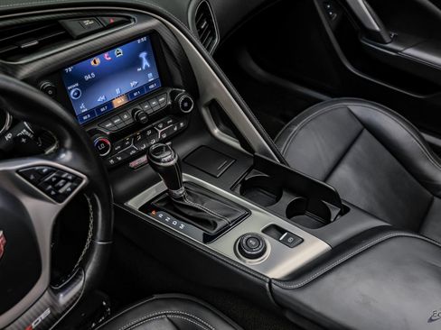 Used 2015 Chevrolet Corvette Z06 w/ 3LZ Preferred Equipment Group image 64