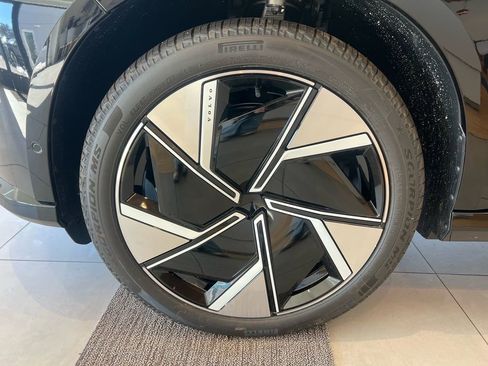 New 2025 Volvo EX90 Ultra w/ Protection Package Premier AWD/4WD image 8