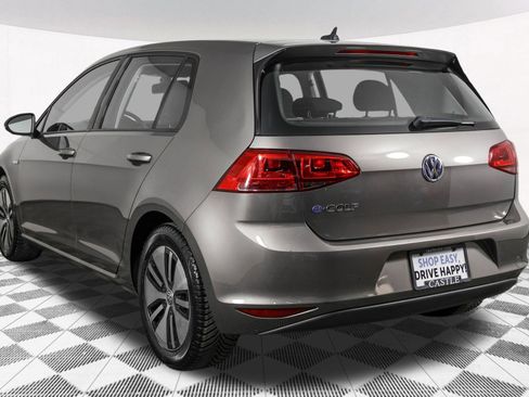 Used 2016 Volkswagen e-Golf SE w/ DC Fast Charging Package FWD image 18