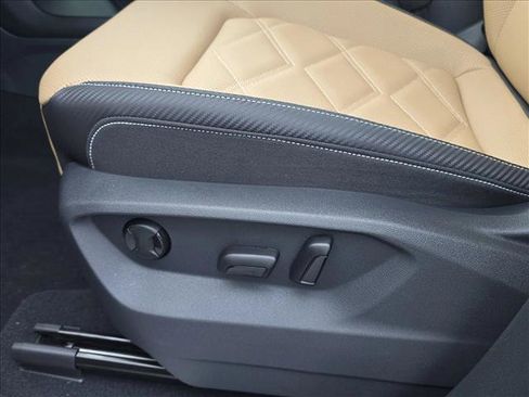 New 2026 Volkswagen Atlas Cross Sport SE image 6