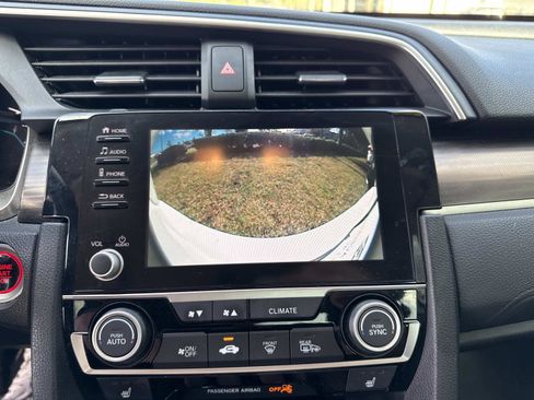 Used 2020 Honda Civic EX image 25
