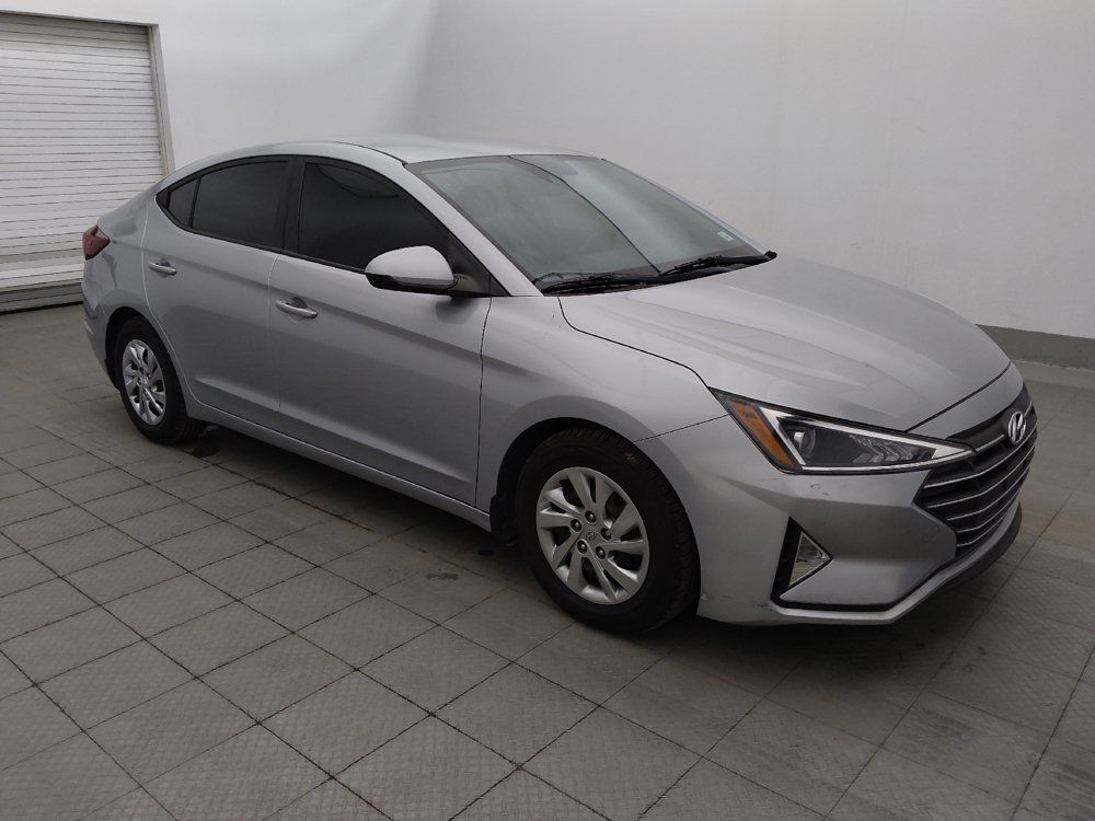 Used 2020 Hyundai Elantra SE w/ Cargo Package (C1) FWD image 11