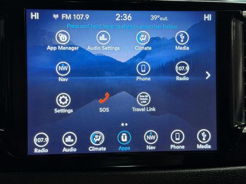 Used 2019 Chrysler Pacifica Touring Plus image 40