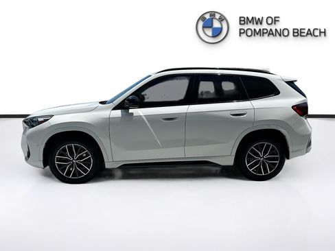 Used 2023 BMW X1 xDrive28i w/ M Sport Package AWD/4WD image 4