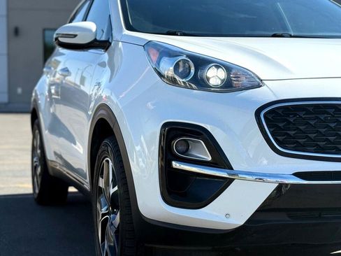 Used 2022 Kia Sportage EX w/ EX Technology Package image 11