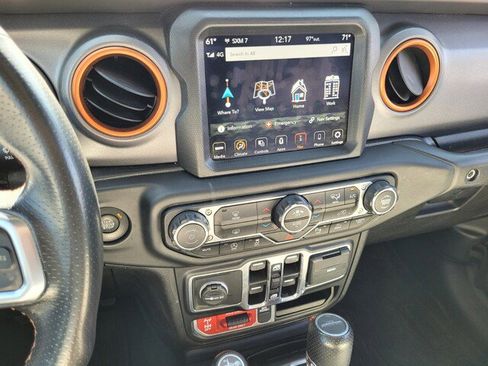 Used 2021 Jeep Gladiator Mojave image 23